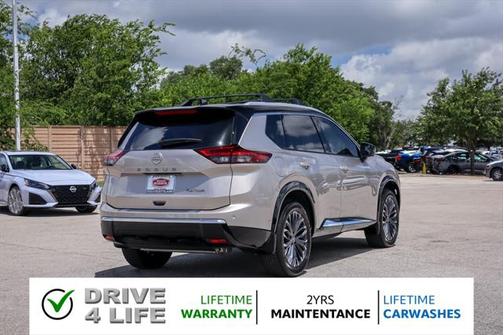 2025 Nissan Rogue Platinum