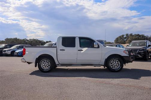 2016 Nissan Frontier SV