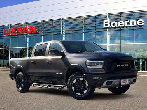 Granite Crystal Metallic Clearcoat 2024 RAM 1500 Rebel