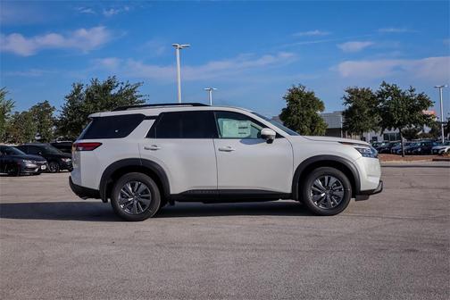 2025 Nissan Pathfinder SV FWD