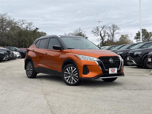2021 Nissan Kicks SV