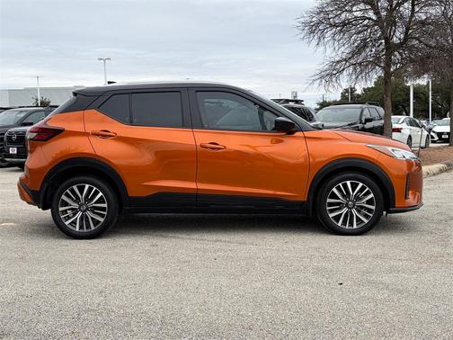 2021 Nissan Kicks SV