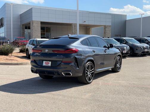 Arctic Gray Metallic 2021 BMW X6 sDrive40i