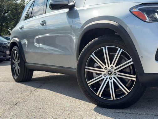 Cirrus Silver Metallic 2025 Mercedes-Benz GLE 450 4MATIC