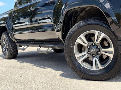Black 2017 Toyota Tacoma TRD Sport
