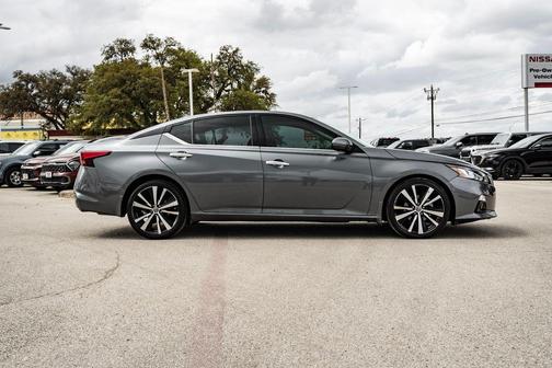 2019 Nissan Altima 2.5 Platinum