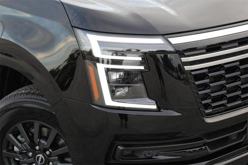 2026 Nissan Armada SV