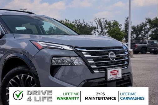 2025 Nissan Rogue Platinum