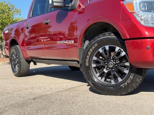 Cayenne Red Metallic 2019 Nissan Titan PRO-4X
