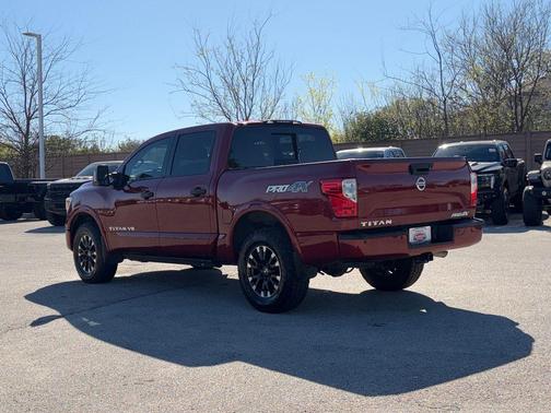 Cayenne Red Metallic 2019 Nissan Titan PRO-4X