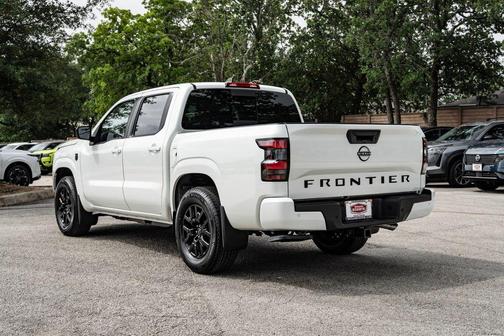 Glacier White 2026 Nissan Frontier SV