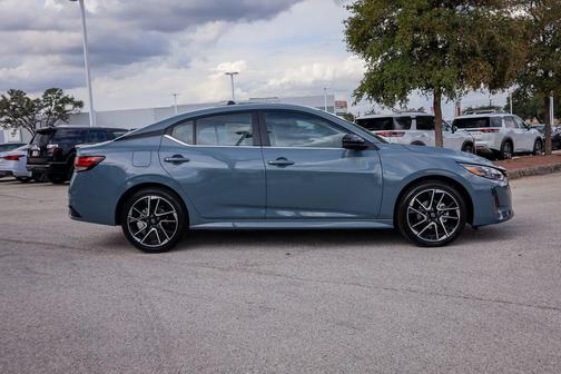 Atlantic Gray Metallic 2025 Nissan Sentra SR