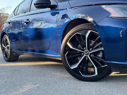 2023 Nissan Altima SR FWD