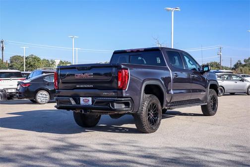 2023 GMC Sierra 1500 AT4X