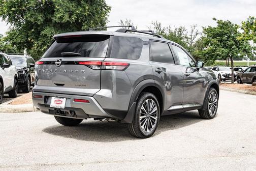 Gun Metallic 2026 Nissan Pathfinder Platinum