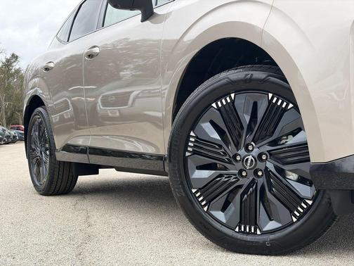Champagne Silver Metallic 2026 Nissan Murano Platinum