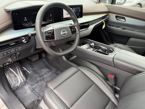 Champagne Silver Metallic 2026 Nissan Murano Platinum