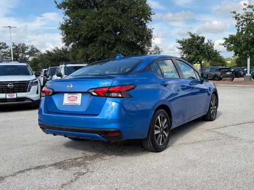 Electric Blue Metallic 2021 Nissan Versa 1.6 SV