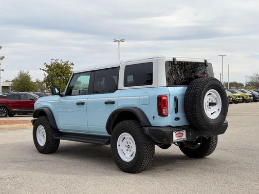 2025 Ford Bronco Heritage Edition