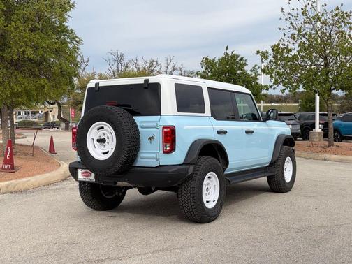2025 Ford Bronco Heritage Edition