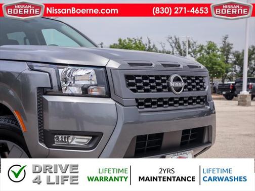 2025 Nissan Frontier SV