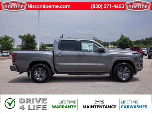 2025 Nissan Frontier SV