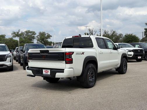 Glacier White 2026 Nissan Frontier PRO-X