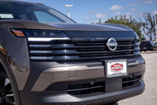 Canyon Bronze Metallic 2026 Nissan Kicks SV