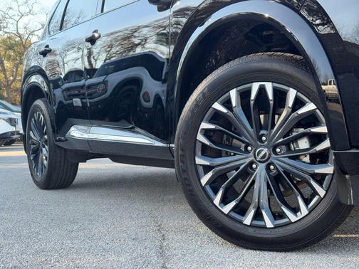 2025 Nissan Rogue Platinum