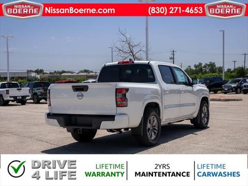 2025 Nissan Frontier SV