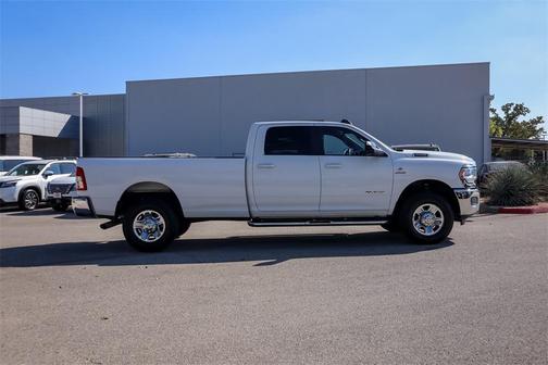 2022 RAM 3500 Big Horn Crew Cab 4x4 8' Box