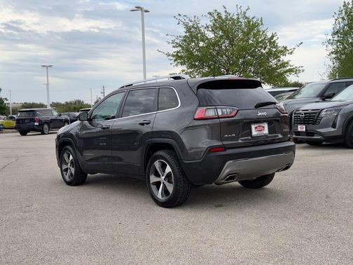 Granite Crystal Metallic Clearcoat 2021 Jeep Cherokee Limited