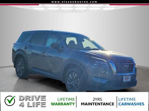 2025 Nissan Pathfinder S FWD