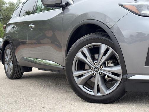 Gun Metallic 2024 Nissan Murano Platinum FWD