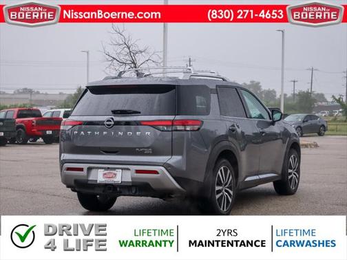 2024 Nissan Pathfinder Platinum 4WD