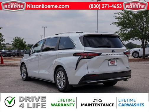 2023 Toyota Sienna Platinum 7 Passenger