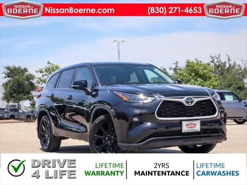 2023 Toyota Highlander LE