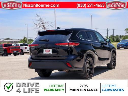 2023 Toyota Highlander LE