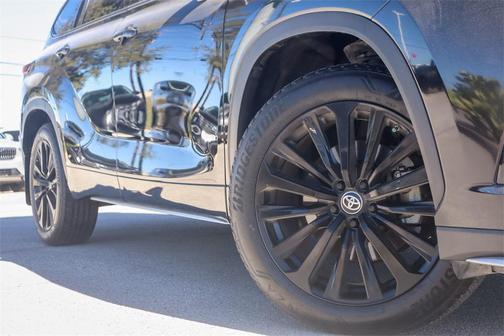 2024 Toyota Highlander XSE