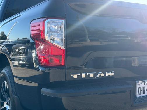 2024 Nissan Titan SV