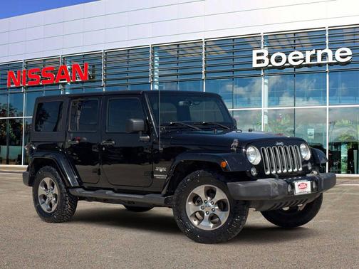 Black Clearcoat 2016 Jeep Wrangler Unlimited Sahara