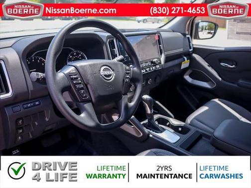 2025 Nissan Frontier SV