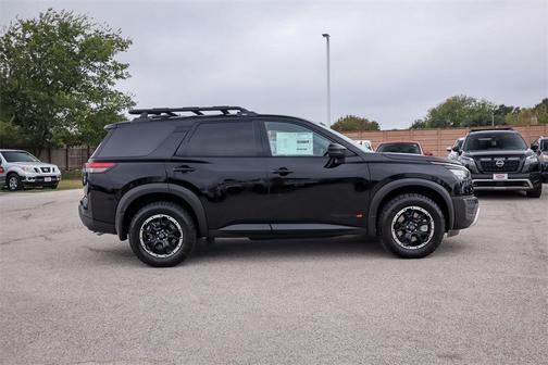 2025 Nissan Pathfinder Rock Creek 4WD