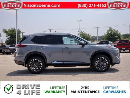 2025 Nissan Rogue Platinum