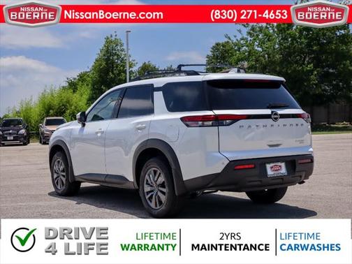2025 Nissan Pathfinder SV FWD