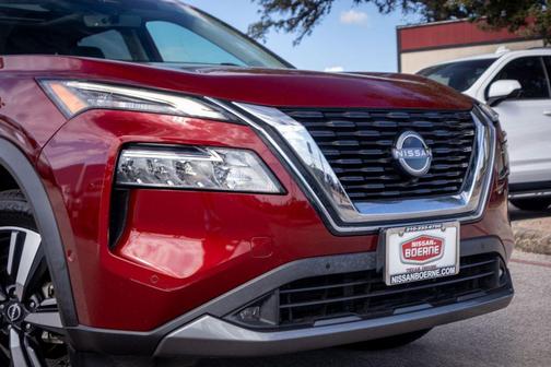 2022 Nissan Rogue SL