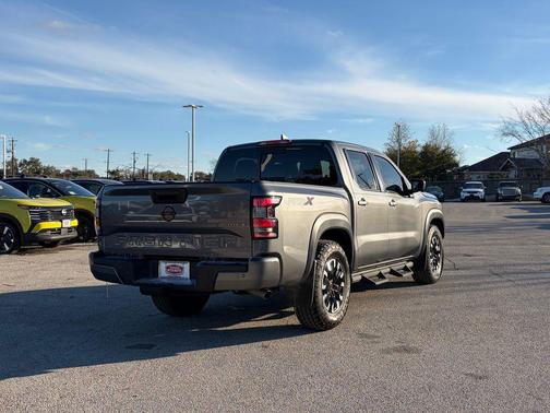 2023 Nissan Frontier PRO-X