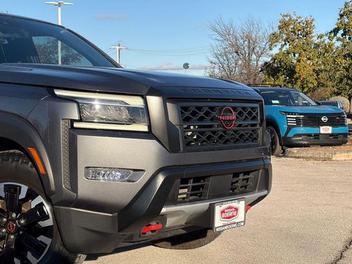 2023 Nissan Frontier PRO-X