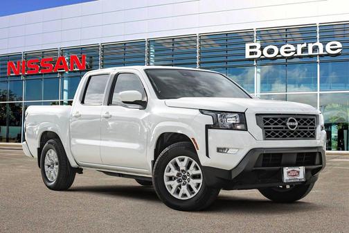 Glacier White 2024 Nissan Frontier SV