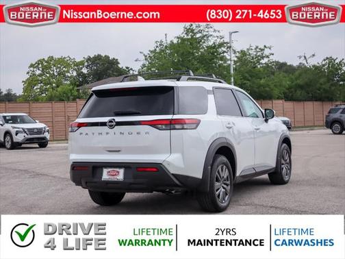 2025 Nissan Pathfinder SV FWD